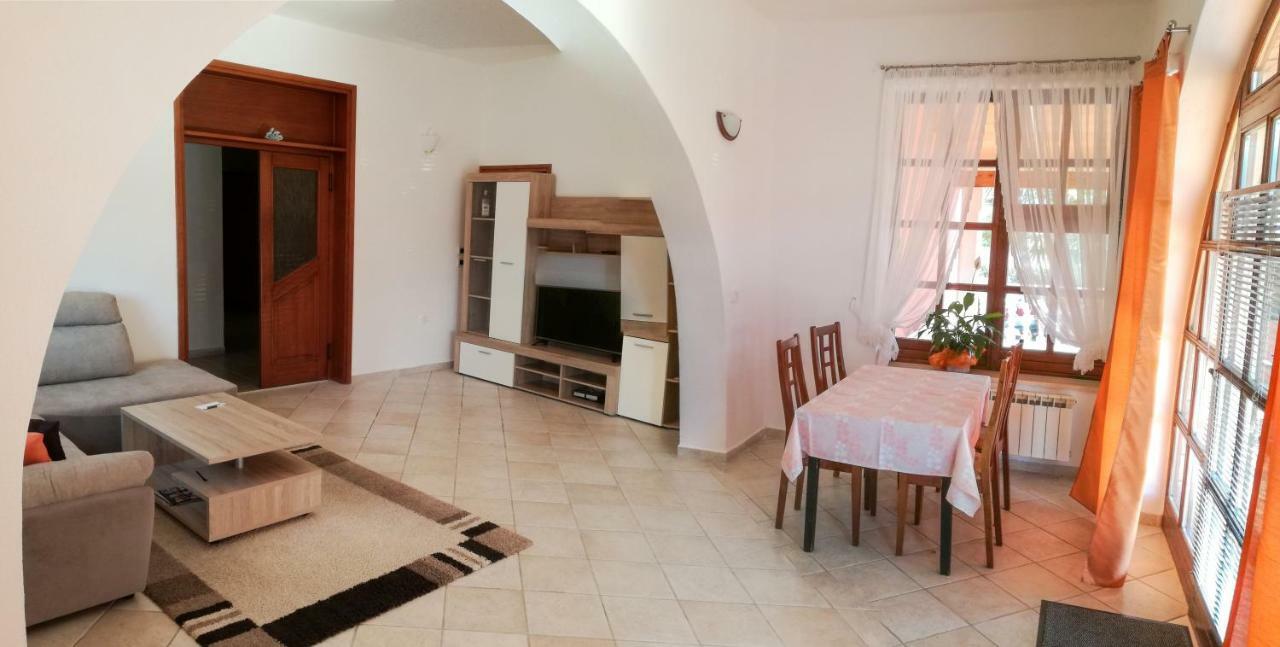 Apartment Sandra Umag Eksteriør bilde